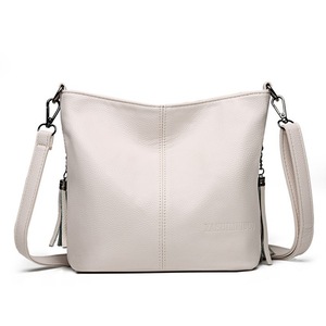 Spring and Summer Tassel Mommy Bag, Korean Style Versatile Men's Messenger Bag, Large-Capacity Bucket Bag