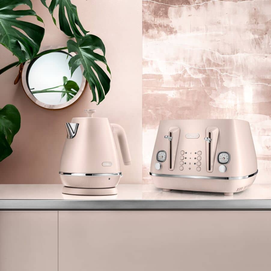 Buy DeLonghi Distinta Perla 4 Slice Toaster Pink CTIN4003PK