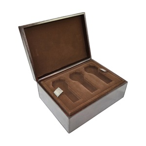 Leatherkart Leather Watch Holder (6 watches) - Dark Brown