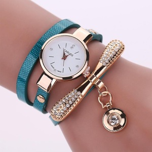 Stylish Leather Band Watch for Women - Casual Design