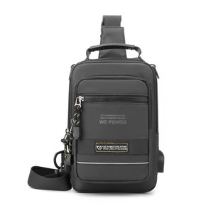 USB Chest Outdoor Shoulder Messenger Bag For Men With Charging Port