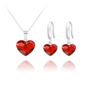 Heart Silver Pendant Necklace Jewelry Set with Light Siam Swarovski Crystal