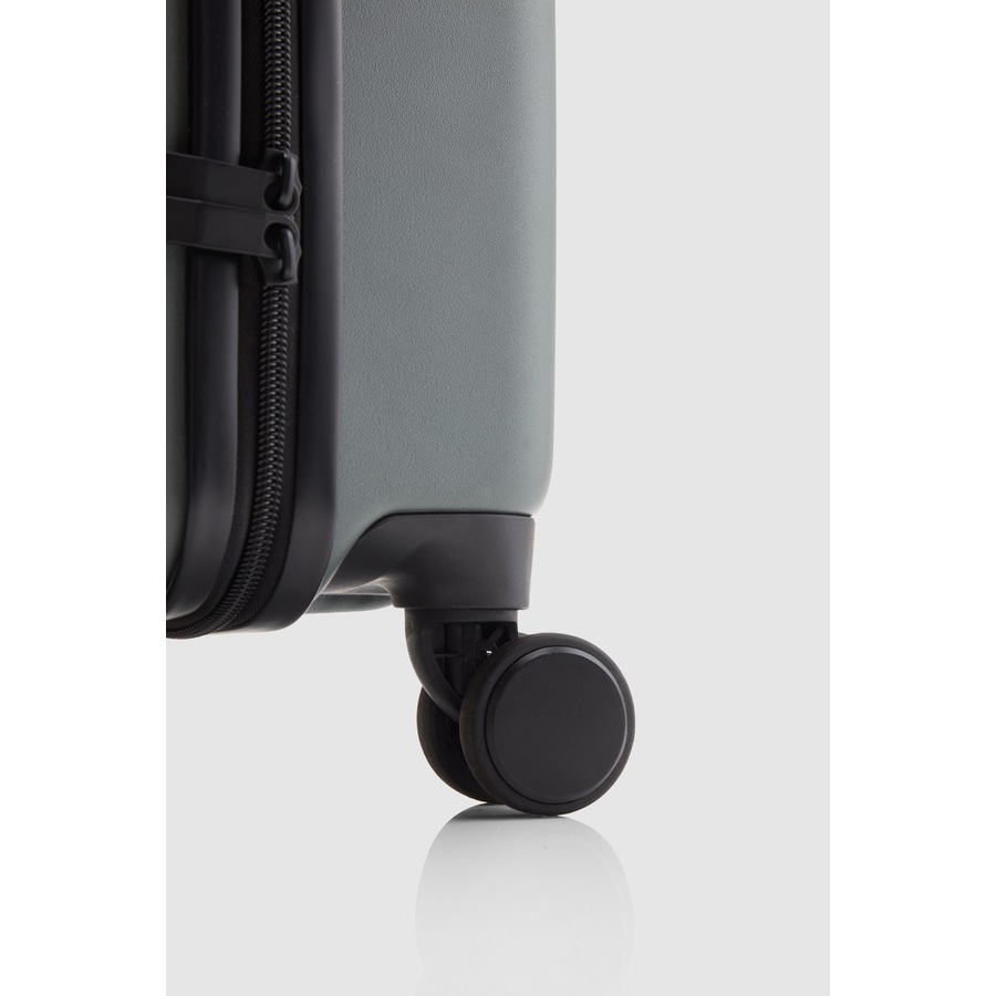 Nere Venture Carry-On Underseat Luggage