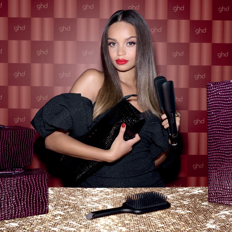 ghd Chronos Max Hair Straightener Gift Set