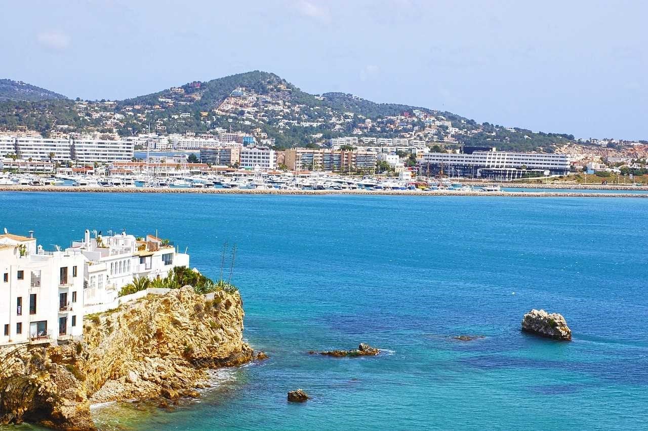 Visiting Ibiza: When is the best time and Why?