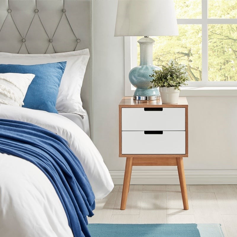 how to Choose the Perfect Bedside Tables