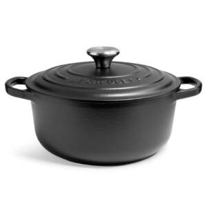 cast iron french oven casserole