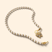 Pearl Butterfly Toggle Closure Choker Necklace in Gold