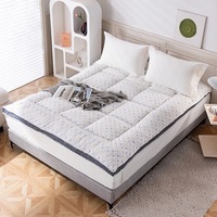 Hotel Quality Airsoft 1200GSM Fully Fitted Mattress Topper Checked (Single, King Single, Double, Queen, King)