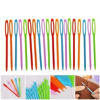 100 X PLASTIC NEEDLES - SEWING KNITTING DARNING THREADING - 7CM NEEDLES