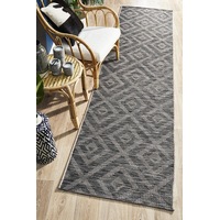 Rug Culture Black & Natural Diamonds Indoor/Outdoor Flat Woven Runner Rug