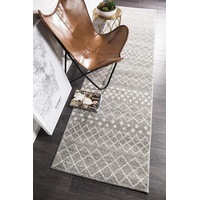Rug Culture Grey & Bone Ivory Diamond Durable Runner Rug