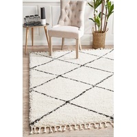 Rug Culture Ivory & Black Geometric Modern Shag Rug